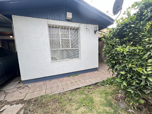 Casa En Venta De 3 Dorm. En El Bosque