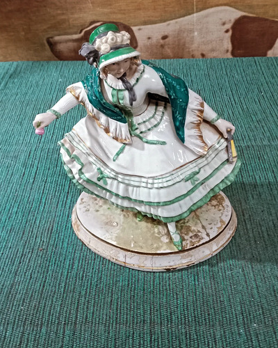 Antigua Dama De Porcelana Austriaca