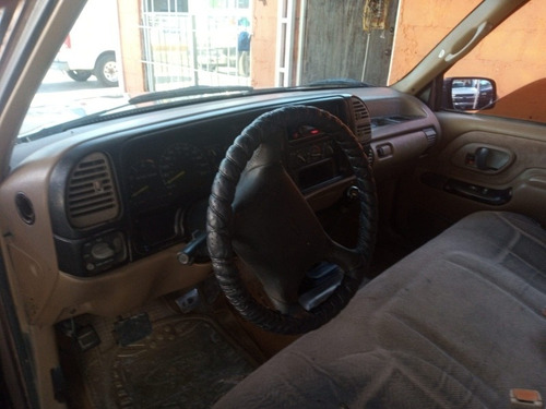 Imagen 5 de 5 de Chevrolet Silverado 2001 Pickup Silverado 1500 5vel Mt