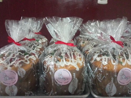 Imagen 2 de 5 de Venta De Panettones Para Empresas Y Particular