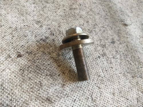 Tornillo Cigüeñal Toyota Rav4 Y Camry 2.5l 2016