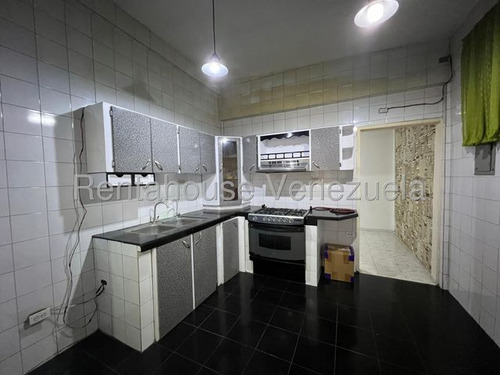 Casa En Venta Piñonal Maracay 25-17208 Apd