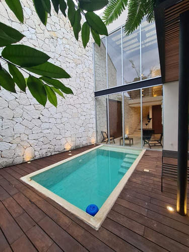Casa En Privada Residencial En Cholul Yucatan