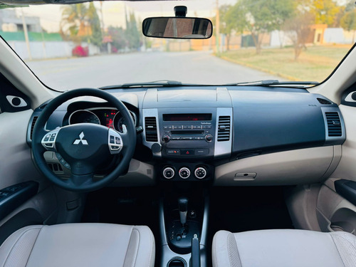 Mitsubishi Outlander 2.4 Xls Aa Ee Qc Piel At