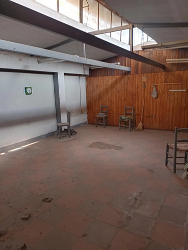 Residencial Y Bodega Con Flujo Inmediato  Ñuñoa