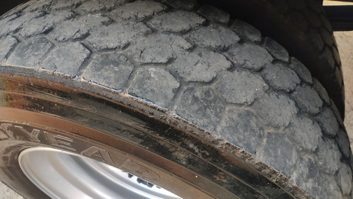 Volkswagen 13-190 Modelo 2014 Com Tanque Comboio
