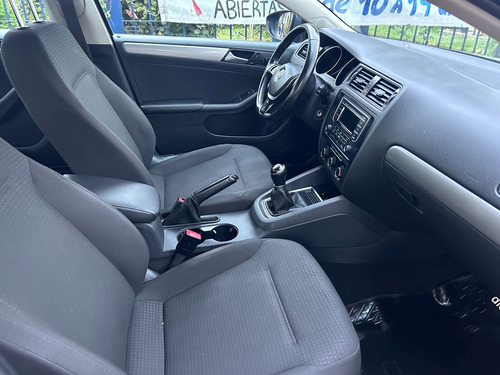 Volkswagen Vento 2.0 Advance 115cv