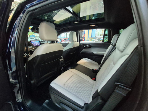 Jeep Commander 1.3 T270 TURBO OVERLAND