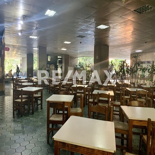 Venta De Local Comercial Más Fondo De Comercio De Reconocido Restaurante En Chacao