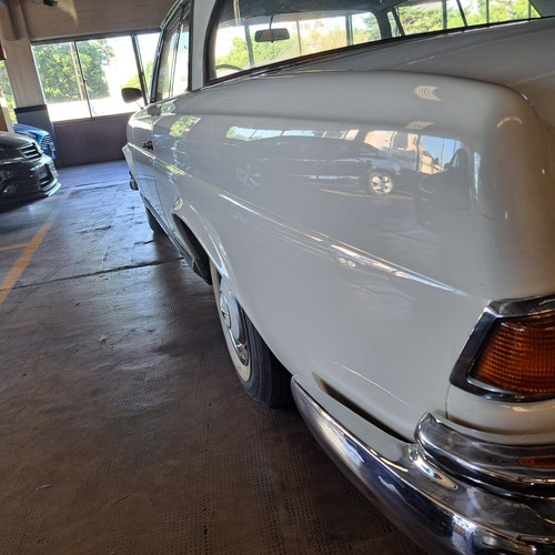 Imagen 10 de 25 de Mercedes Benz 220se