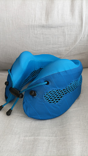 Almohada De Viaje Viscoelastica Cabeau Evolution (Usado)