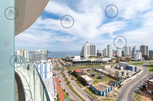 Moderno Apartamento De 3 Dormitorios En Suite, Zona Hotel Enjoy, Punta Del Este