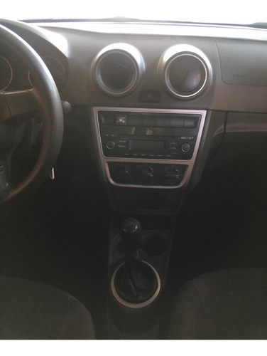 Volkswagen Voyage 1.6 Comfortline 101cv Abcp Abs