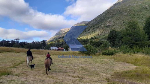 Lindo Terreno Con Estero En Venta En Futalefu