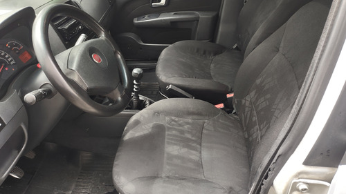 Fiat Siena 1.0 El Flex 4p