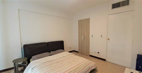 Imagen 8 de 9 de Apartamento El Trigal Cod:132658albert González 04121444789