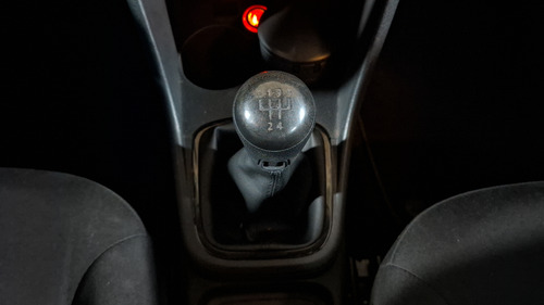 Volkswagen Polo 1.6 STARTLINE STD.