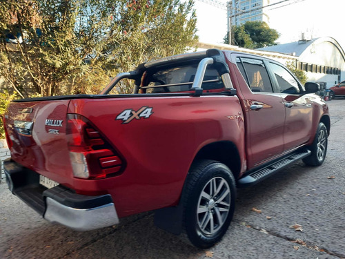 Imagen 3 de 9 de Toyota Hilux 2016 2.8 Cd Srx 177cv 4x4 At