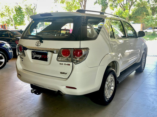 Toyota Hilux 3.0 Srv Cab. Dupla 4x4 Aut. 4p