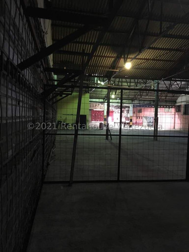 Galpón En Venta, Catia