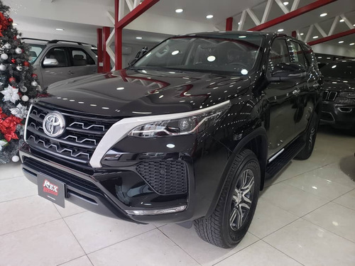 Toyota Fortuner Dubai