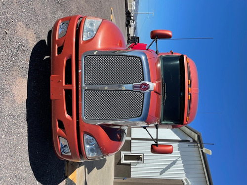 Imagen 2 de 15 de Kenworth T660 2012