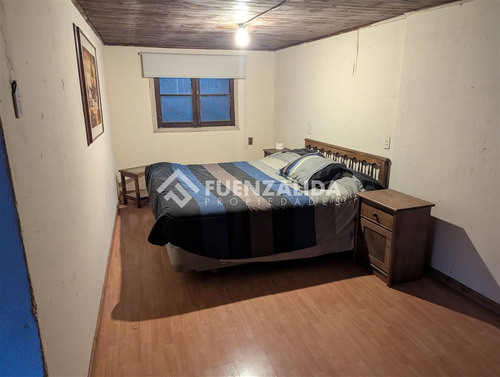 Casa En Venta De 4 Dorm. En Cerro Navia