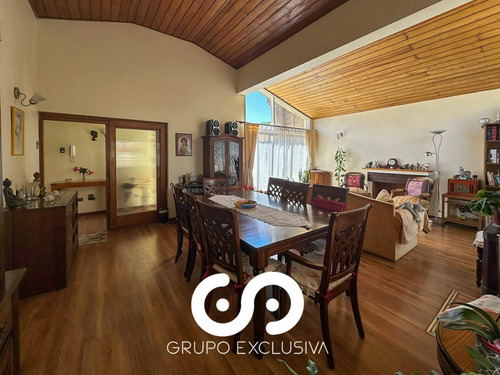 Se Vende Casa Muy Bien Conectada En Quilpué