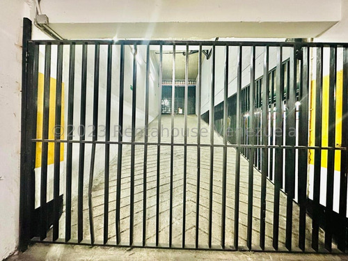 Imagen 25 de 27 de Edificio Comercial En Alquiler/venta Chacao I