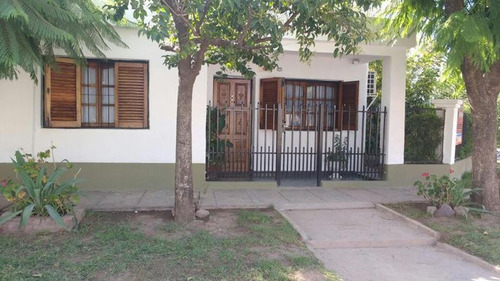 Hurlinghan Barrio Williams Morri Casa De 4 Ambientes Amplios