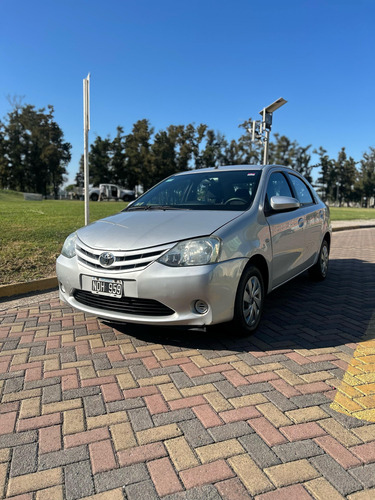 Toyota Etios 1.5 Xs