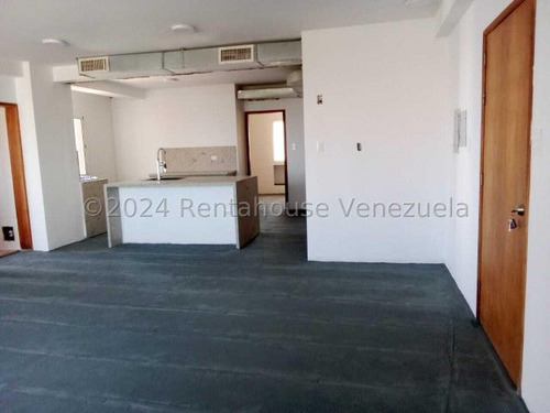 Mciz Apartamento Con Vista Al Lago  En Venta En La Urbanizacion Don Bosco 