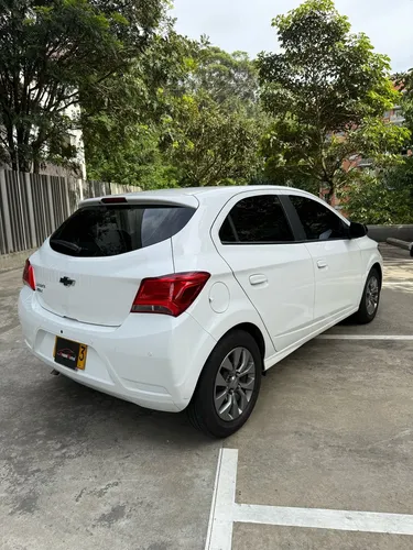 Chevrolet Joy 1.4 Hatchback Mt