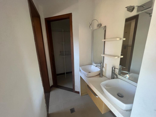 Imagen 14 de 24 de Sky Group Vende Townhouse En Bonaventure Home, Naguanagua, Valencia Alia-018