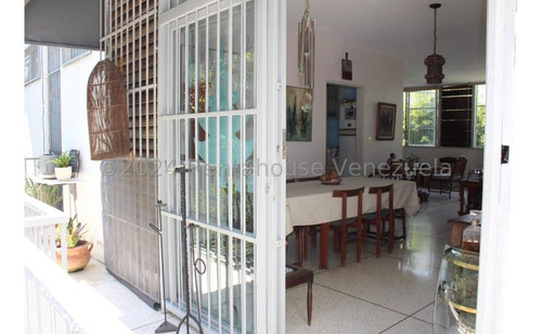 Casa En Venta Los Palos Grandes Ee24-19486