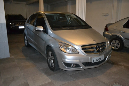 Mercedes Benz B180