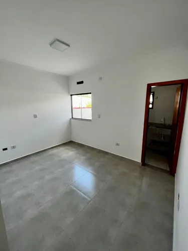 Casa Nova Com Piscina