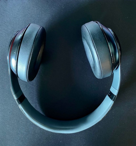 Audífonos Apple Beats Studio Wireless (Usado)