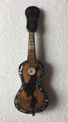 Imagen 1 de 2 de Guitarra  Napolitana Antigua Miniatura