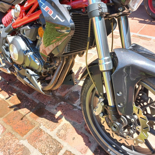 Imagen 9 de 11 de Benelli Tnt 300