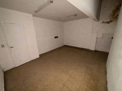 Alquiler Local Comercial En Galeria Pasaje Central
