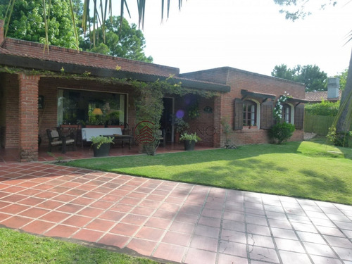 Hermosa Casa Tradicional!- Ref: 2606