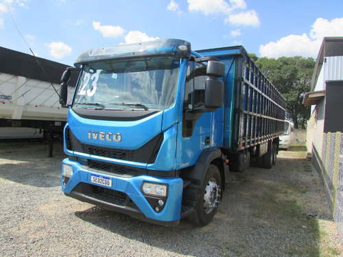 Iveco Tector 240e28 6x2 2022/23 Boiadeiro