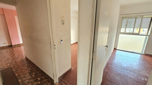 Oportunidad Venta Departamento De 4 Ambientes Con Cochera En Nuñez A Refaccionar