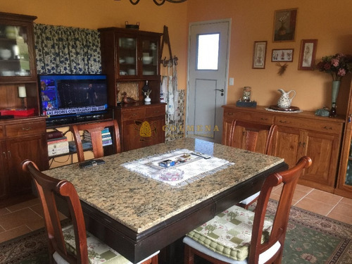 Chacra 5 Has En Muy Cerca De Punta Ballena A Pocos Km De La Ruta 9 Y De La Ruta 12 Cuenta Con Muy Buena Casa. Consulte!!!!!!!- Ref: 467
