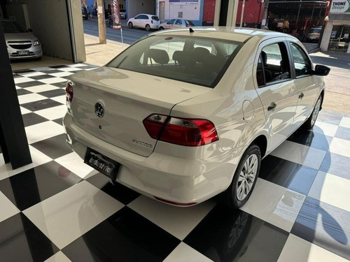 Volkswagen Voyage 1.6 2022