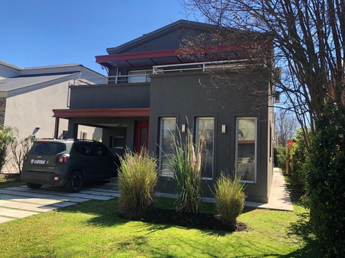 Imagen 1 de 23 de Excelente Casa A La Venta En Banco Provincia