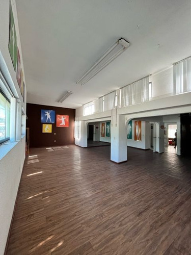 Inmueble Con Uso De Suelo En Calesa, Adecuado Para Escuela, Oficinas..etc