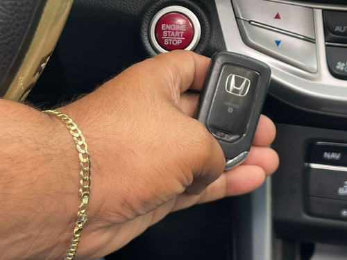 Imagen 11 de 15 de Honda Accord Touring 2015 Americana