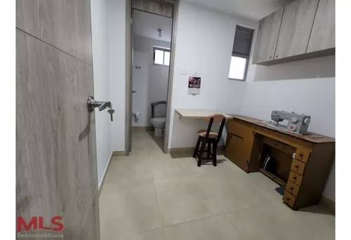 Espectacular Apto Con Un Año De Edad En Laureles(mls#236081)